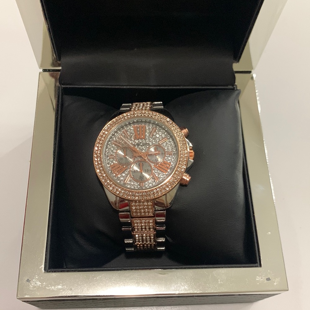 SINGLE ROW CRYSTAL BEZEL 3 BAND WATCH